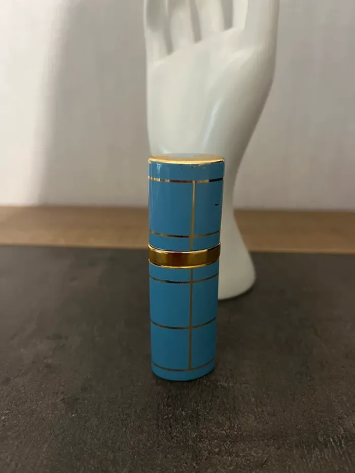Rare Vaporisateur De Sac Courreges In Blue Vintage Rechargeable Vide - photo numéro 3