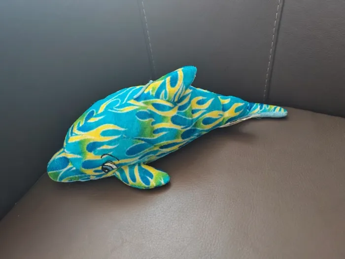 Peluche dauphin multicolore taille moyenne - photo numéro 2