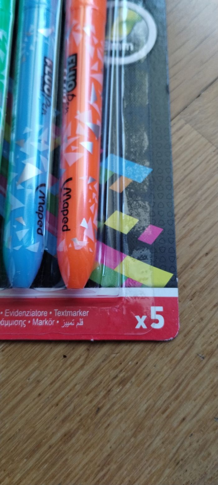 5 surligneurs fluos - photo numéro 2