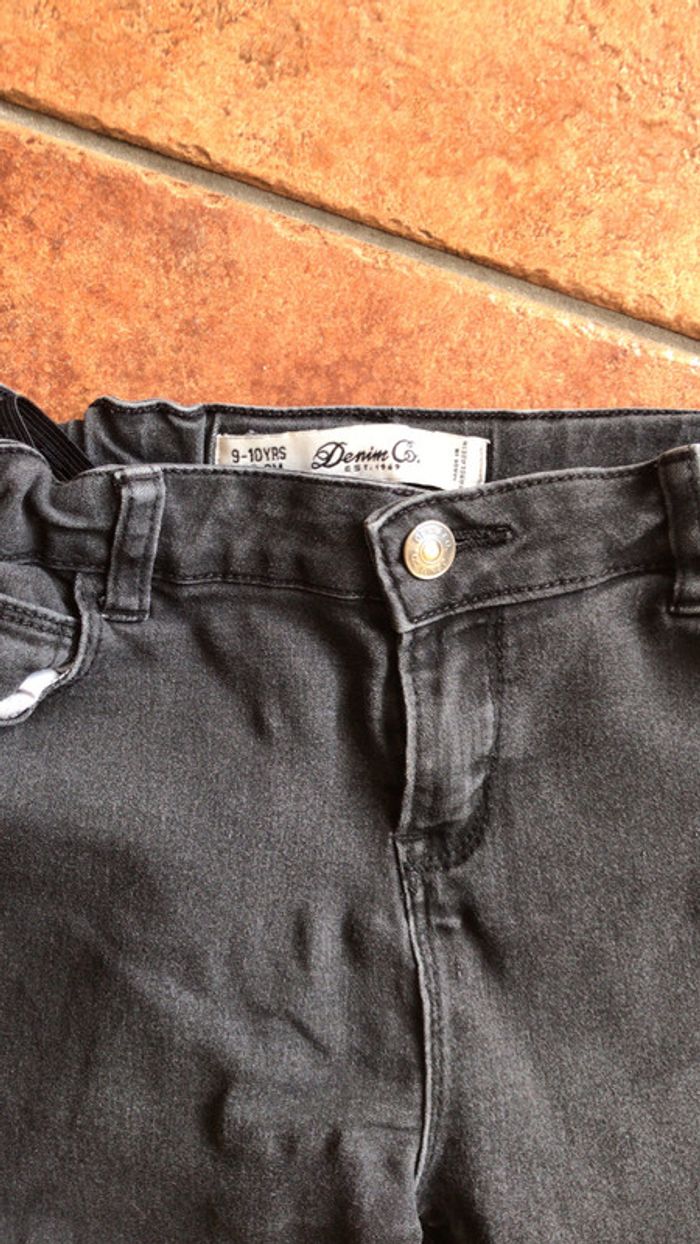 Primark jean taille 9/10 ans - photo numéro 3