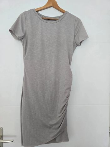 Robe grise doublée