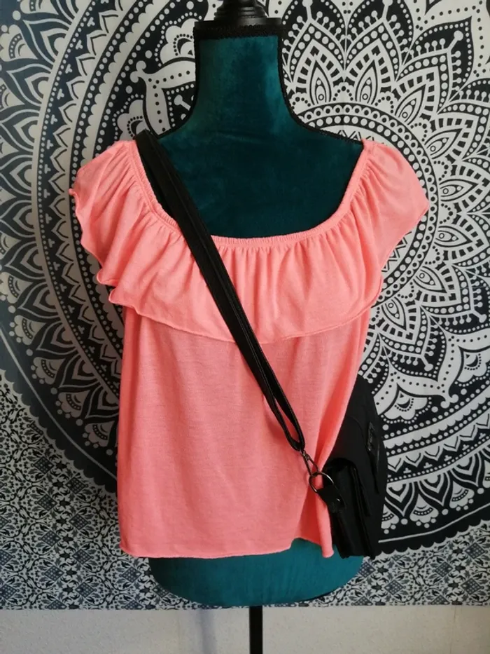 Top rose fluo à volant avec manches modulables / one by gémo / (M)