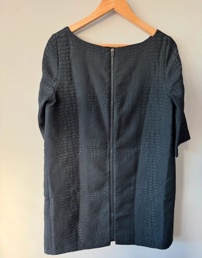 Élégante robe noire  texturée ba&sh 38 - photo numéro 9