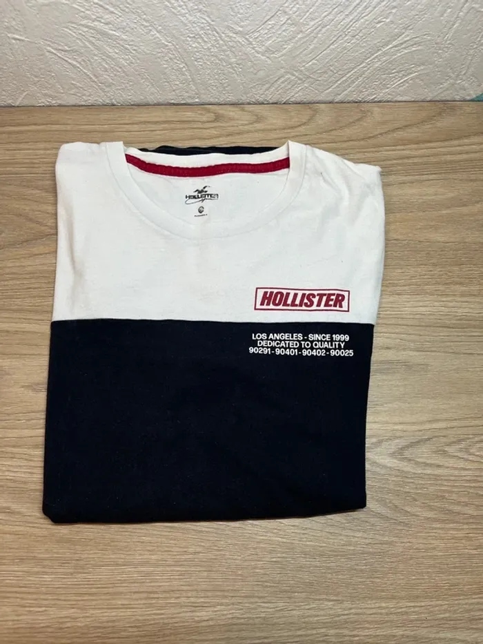 T-shirt Hollister - couleur noir et blanc - taille M