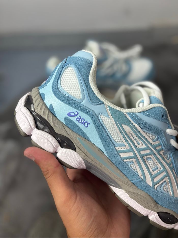 Asics gel NYC bleu blue Sky neuve taille 42 - photo numéro 2