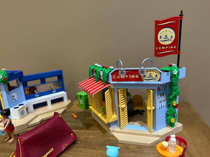 70087 - Playmobil Family Fun - Grand camping - photo numéro 3