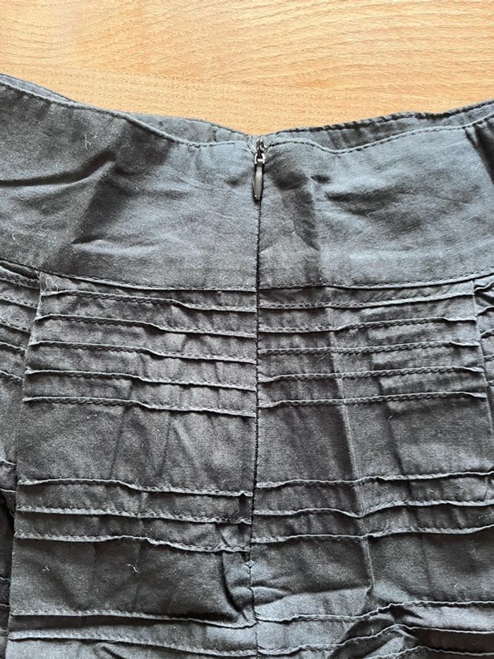 Jupe noire Naf-Naf Taille 34 - photo numéro 3