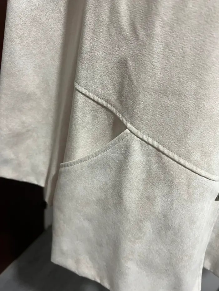 🟩 Veste en suédine 🟩 P - photo numéro 2