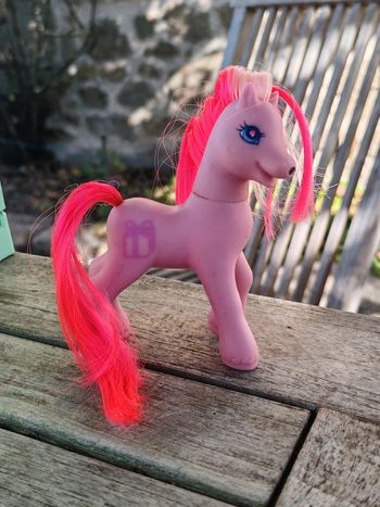 Poney g2 - cupcake secret surprise - vintage