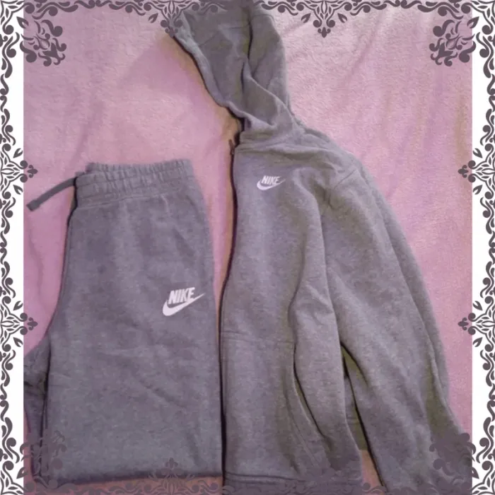 Pantalon et Sweet à capuche Nike - photo numéro 3