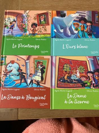 Lot de 4 livres neufs