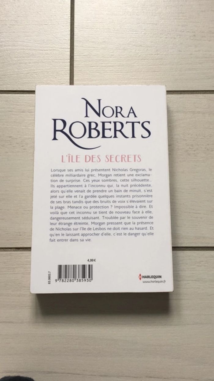 L’île des secrets - photo numéro 2