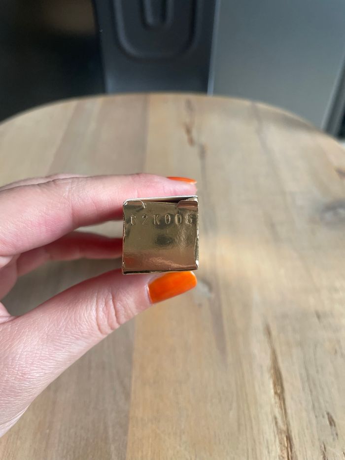 Maquillage Yves Saint Laurent - Gloss à lèvres - Teinte 19 - Gloss Volupté - Neuf avec boîte - photo numéro 6