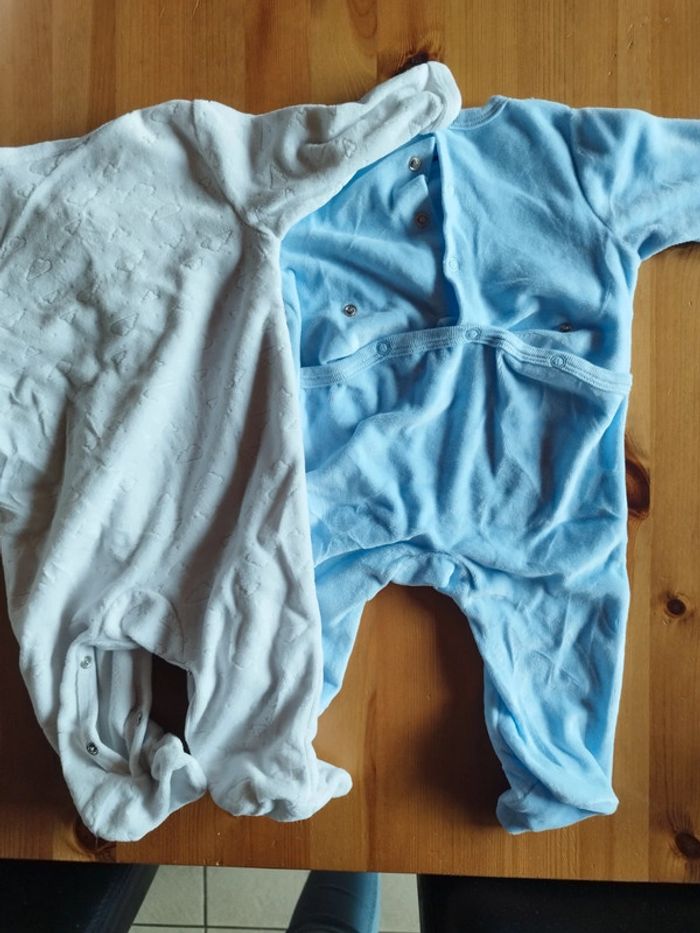 Lot de 2 pyjamas blanc et bleu taille 3 mois - photo numéro 2
