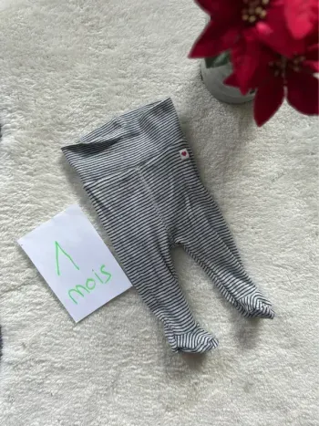 Pantalon ~ H&M ~ 1 mois