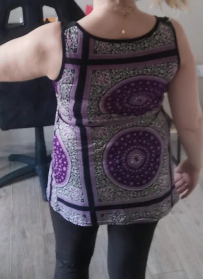 Tunique violette et noir mandala - photo numéro 3