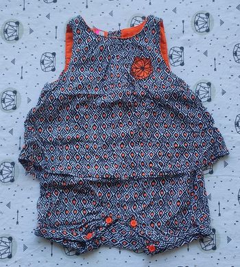 Barboteuse fille taille 12 mois