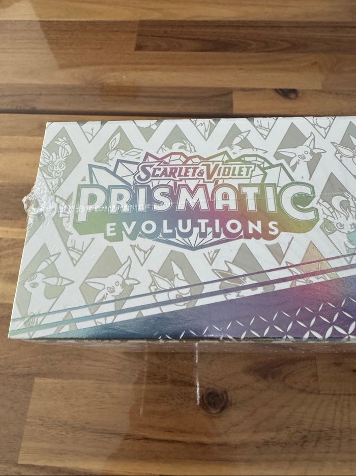 Pokémon Coffret Super Premium UPC EV08.5 Évolutions Prismatiques. - photo numéro 9