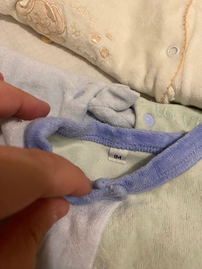 Lot pyjama hiver 0-1mois - photo numéro 3