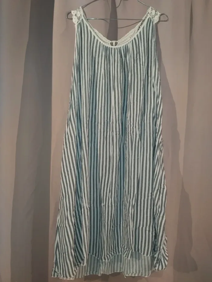 Robe bleu blanc taille 42/44