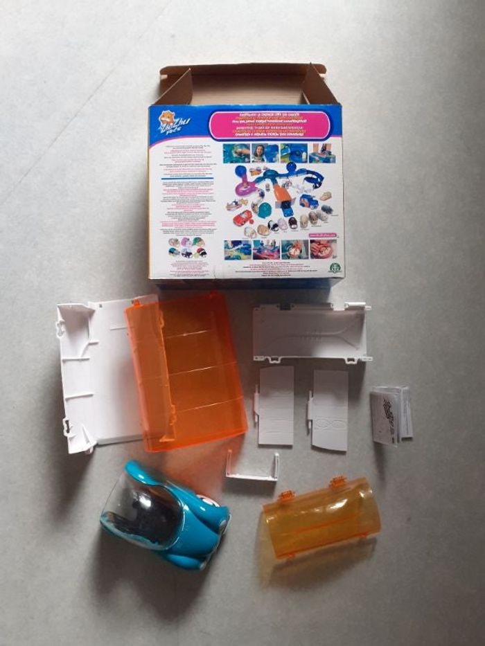Zhu Zhu Pet GARAGE et VOITURE avec emballage d'origine, complet