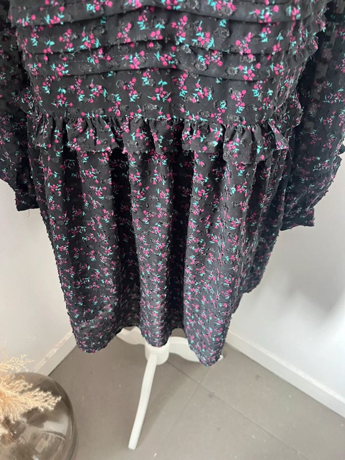 Robe à fleurs avec sous robe Zara XS - photo numéro 2