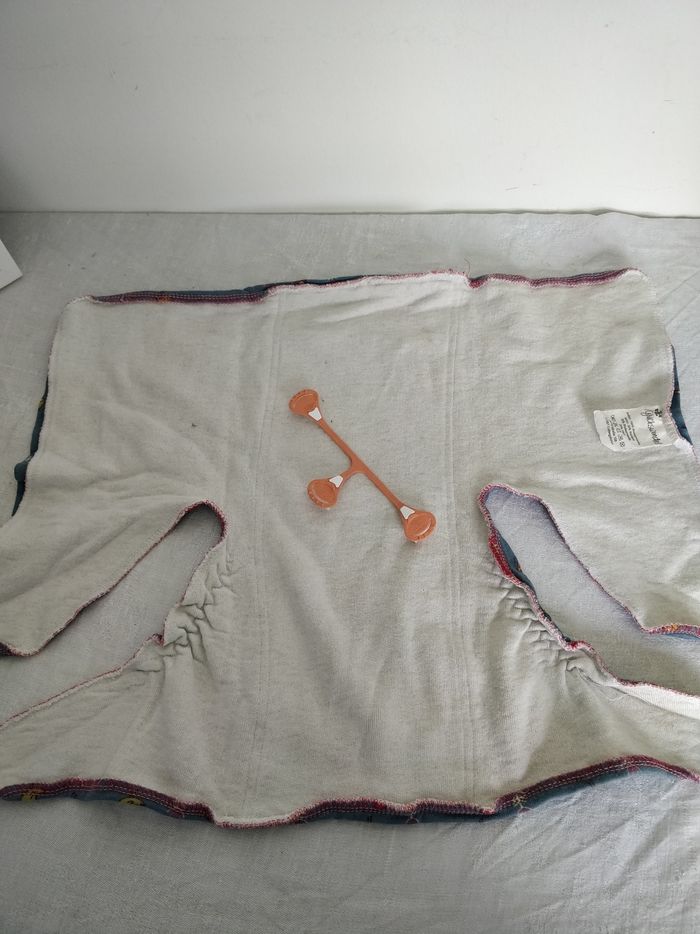 Couche lavable plate et coton et bambou avec snappi - photo numéro 3