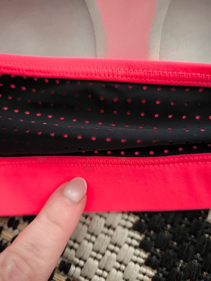 Brassière de sport taille 36 neuve - photo numéro 5