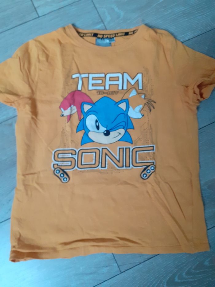 T shirt sonic - photo numéro 2