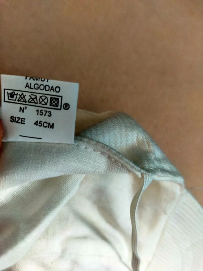 Casquette bébé en velours fin écru – unisexe - photo numéro 7