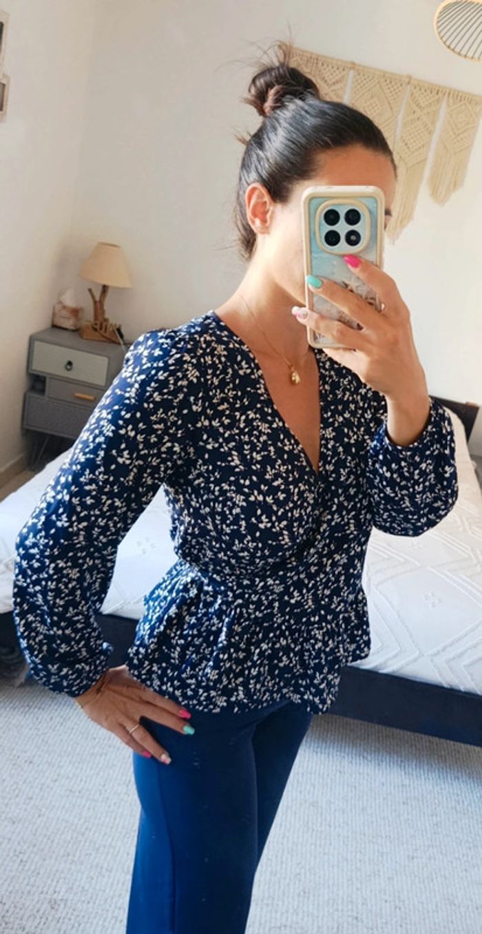 Blouse haut top cache coeur Comptoir des cotonniers 38 bleu marine et blanc ceinture assortie - photo numéro 2