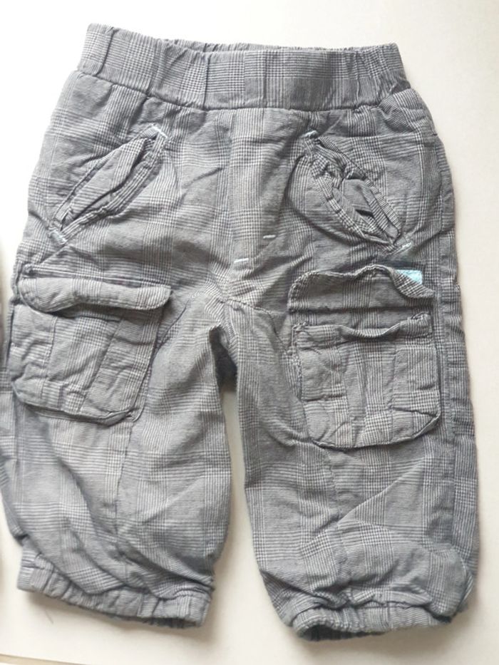 2 pantalons 9 mois - photo numéro 4