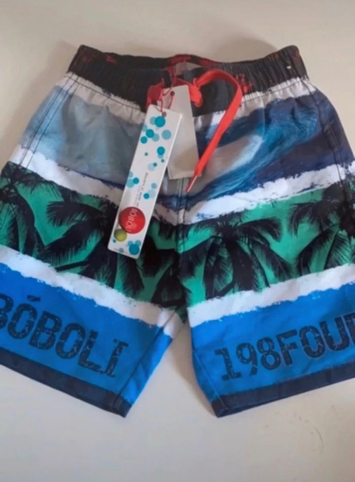 Maillot short de bain Boboli taille 2 ans neuve