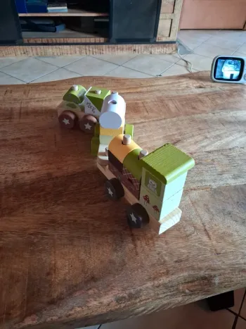 Train en bois pour enfant