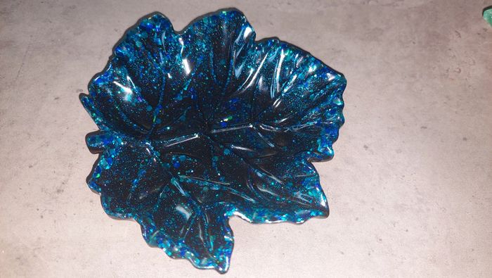 Petit plateau en résine - photo numéro 2