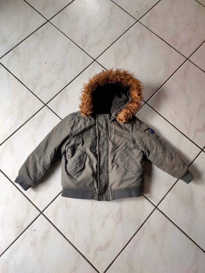 Manteau Kaki Okaïdi taille 3 ans - photo numéro 3