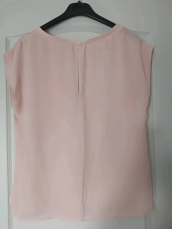 🌹 Magnifique débardeur clouté rose - photo numéro 2