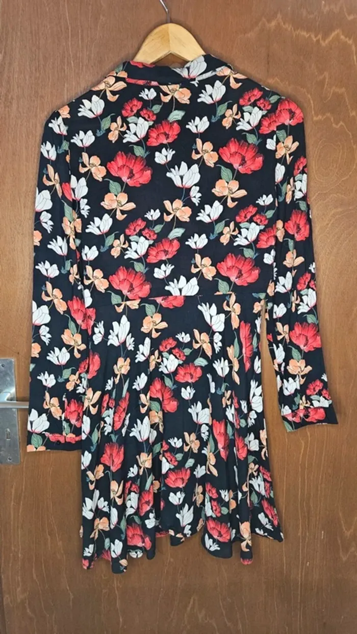 Robe à fleur Zara - photo numéro 4