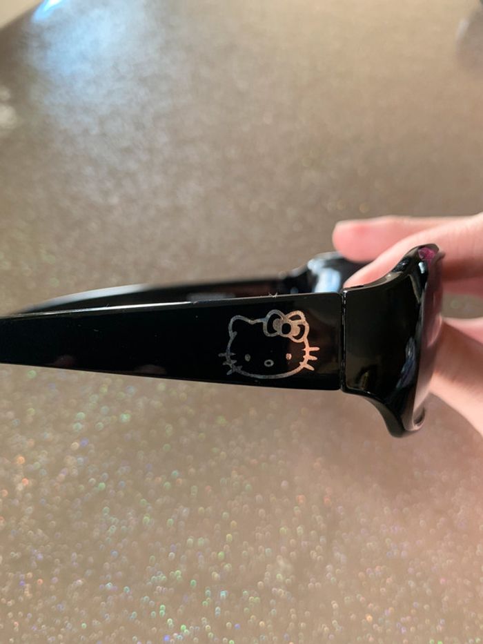 Lunettes de soleil - photo numéro 3