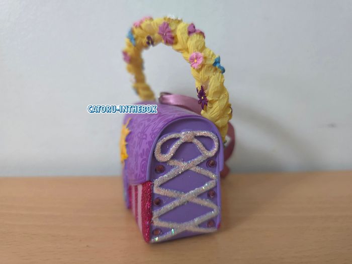 Ornement / Ornament Disney Sac Raiponce / Rapunzel Bag - photo numéro 2