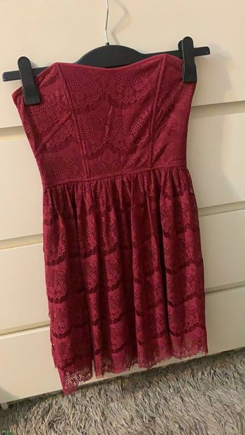 Jolie robe (taille 34/36)