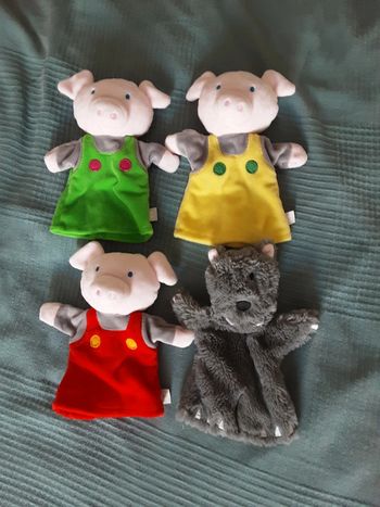 4x Marionnette peluche 3 petits cochons et le lou 22cm
