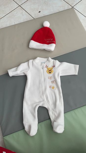 Ensemble mixte 1 mois Noël Winnie l’ourson