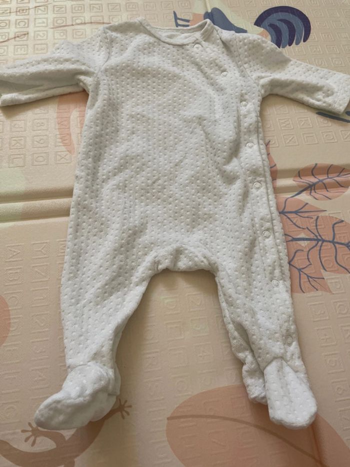 Pyjama blanc velours Kiabi 3 mois - photo numéro 7