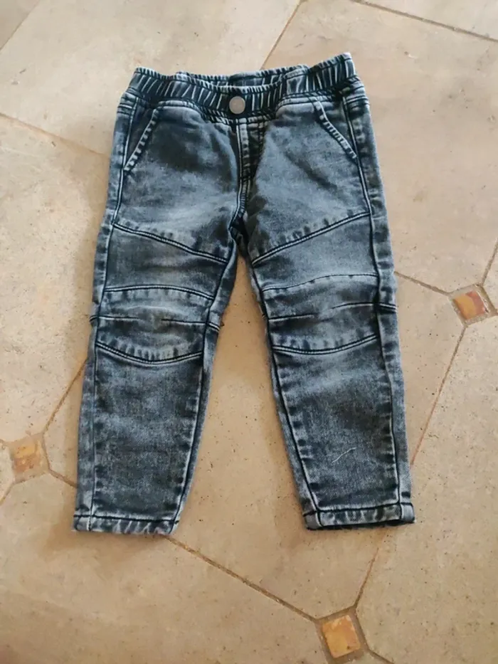 Jean gris