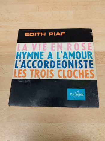 EDITH PIAF

LA VIE EN ROSE