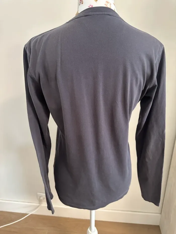 T-shirt Uniqlo gris foncé - photo numéro 6