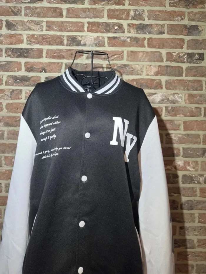 Blouson Varsity noire et blanche New York Taille L / 40