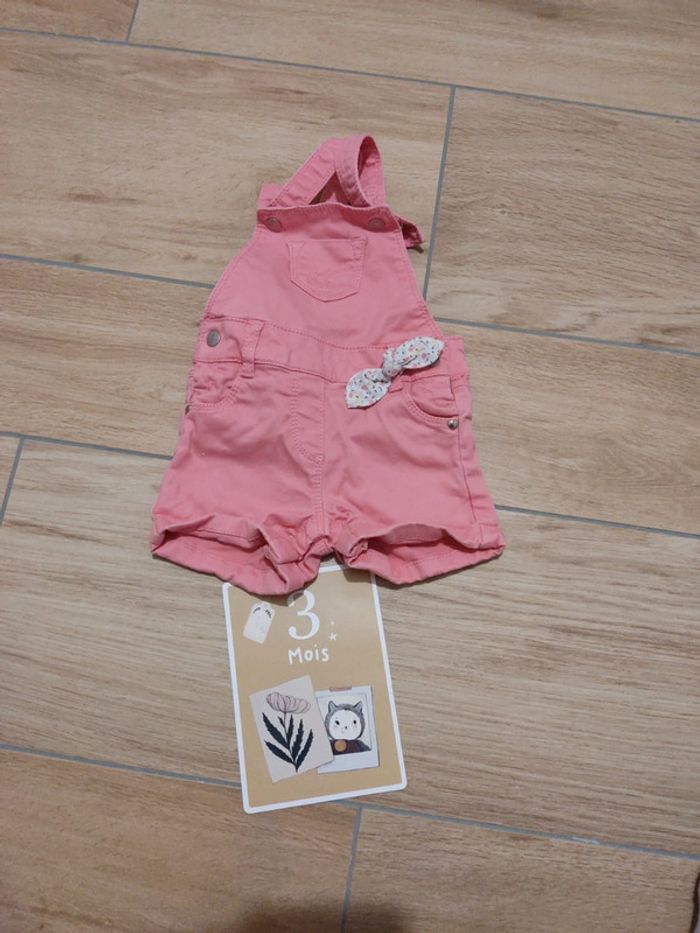 Salopette short obaibi 3 mois rose