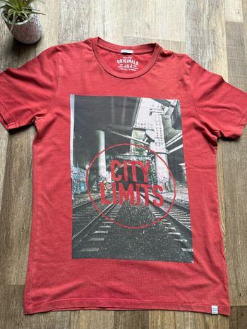 - Tee shirt Jack & Jones     - Taille M  - Très Bon état